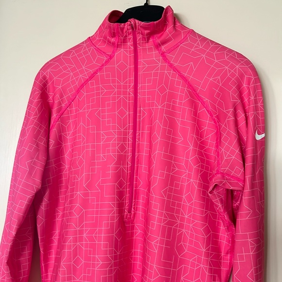 NWOT. Women’s Nike Pro Warm Dri-fit Half-Zip Jacket. Runners in bright pink. - Picture 1 of 8